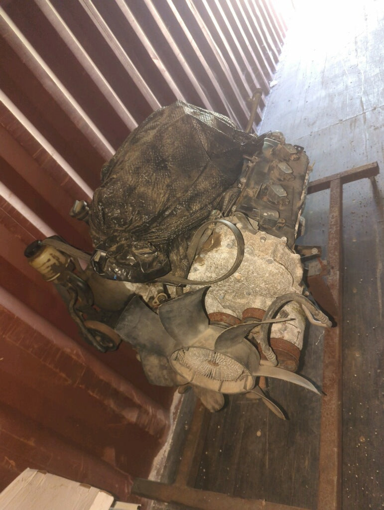 06 Titan V8 w/ 2wd transmission